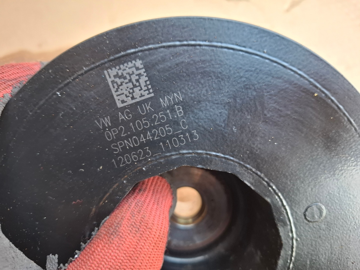 AUDI RS6 4K C8 4.0 TFSI 23r pulley 0P2105251B