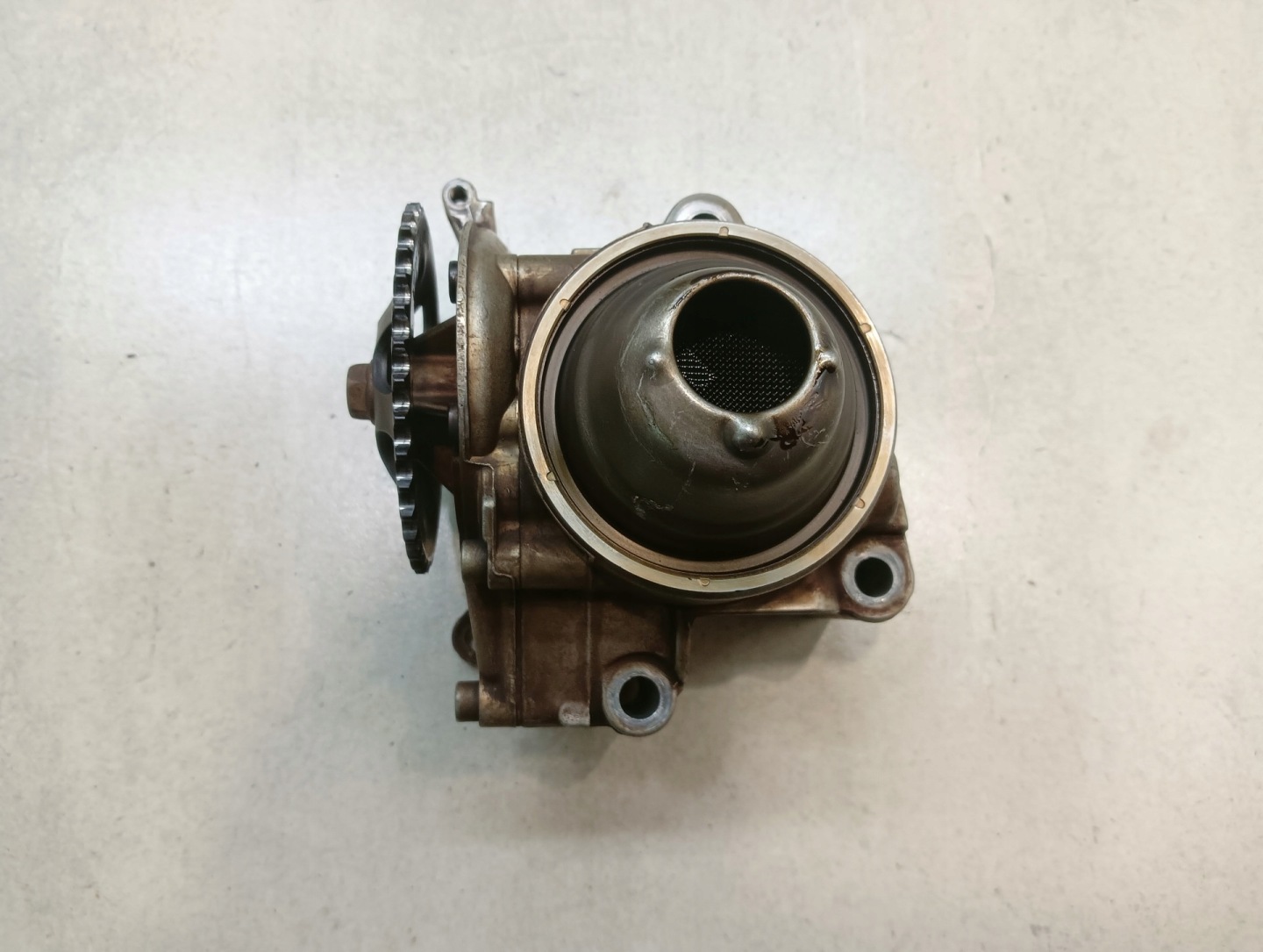 ölpumpe VW POLO IV AWY 03D115105G
