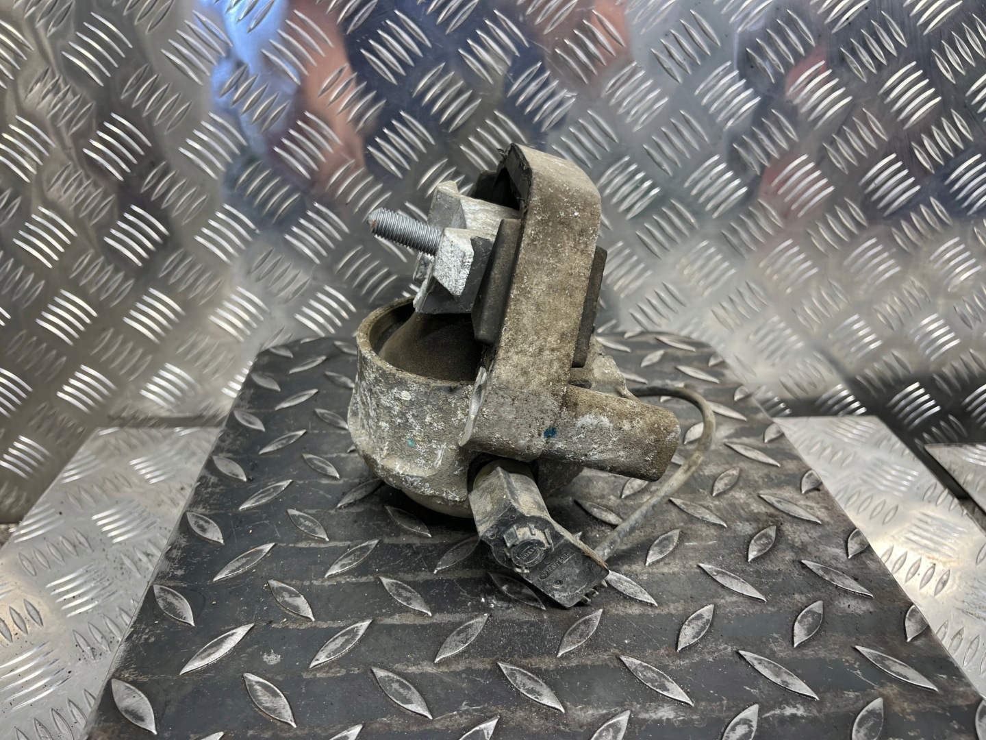 engine mount AUDI A6-C7 MP5161 3.0 TDI
