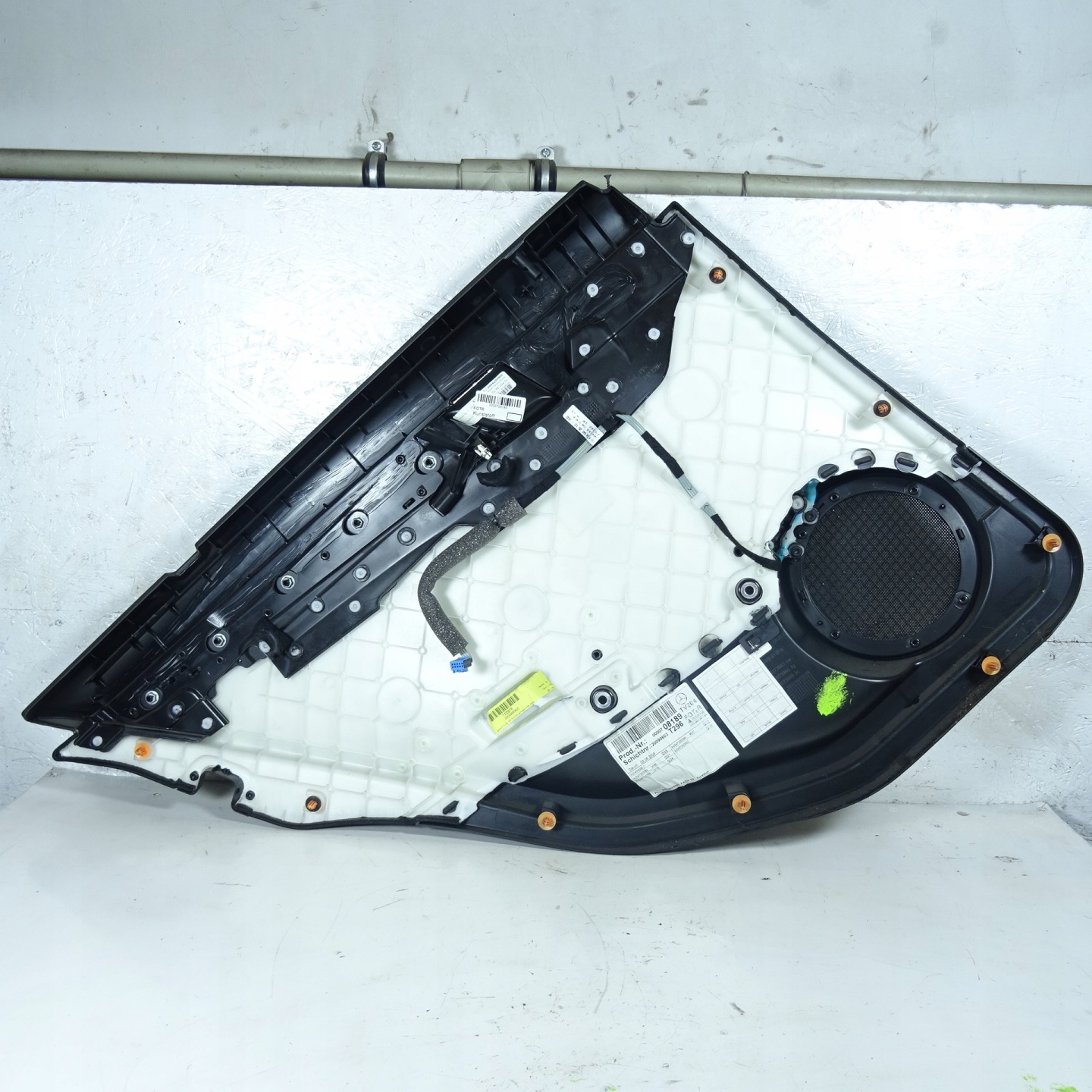 MERCEDES C S204 verkleidung Tür rechts heck