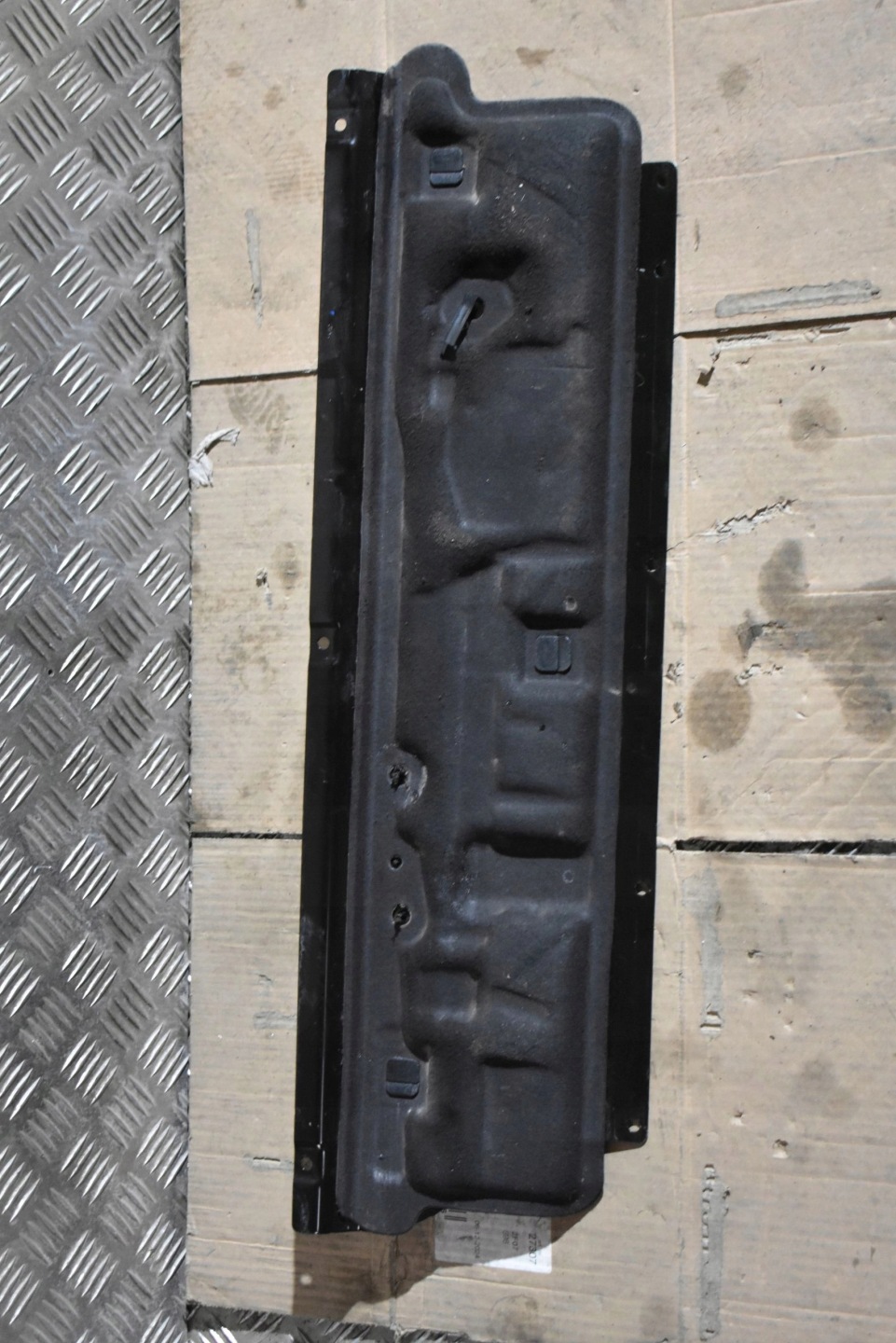 IDEALNA BLENDE ABDECKUNG WÄRMBLECH ANTENA PORSCHE TAYCAN 1