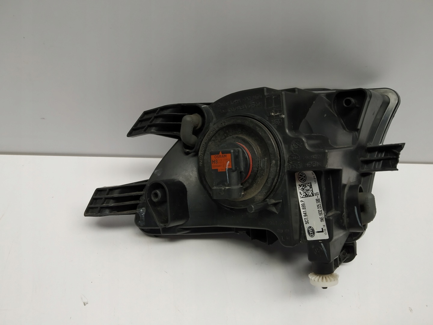 14+ VW JETTA VI LIFT NEBELSCHEINWERFER LINKS DER STOSSSTANGE VORNE ORIGINAL