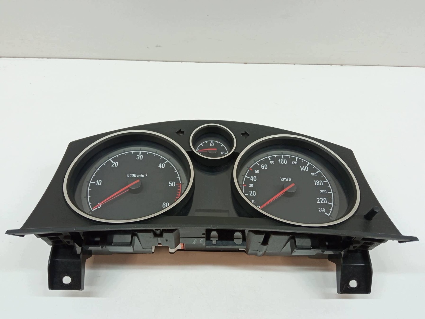 dials EU 13216684 1.9 CDTI Opel Zafira II (2005- )
