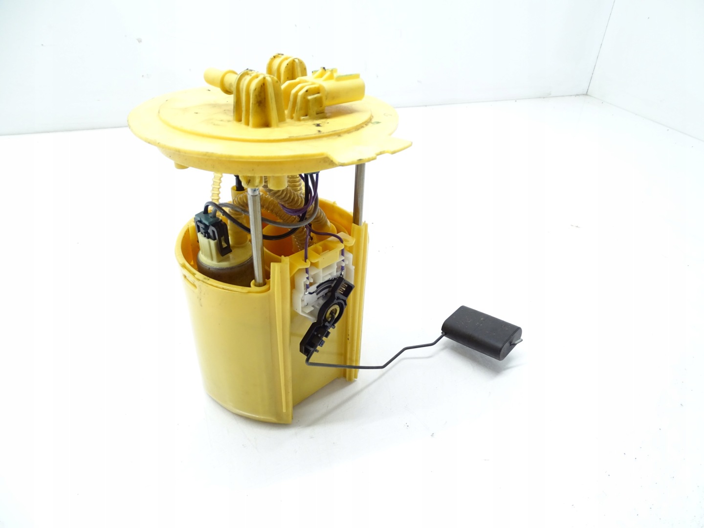 feed pump JEEP GRAND CHEROKEE WK 04578813AE
