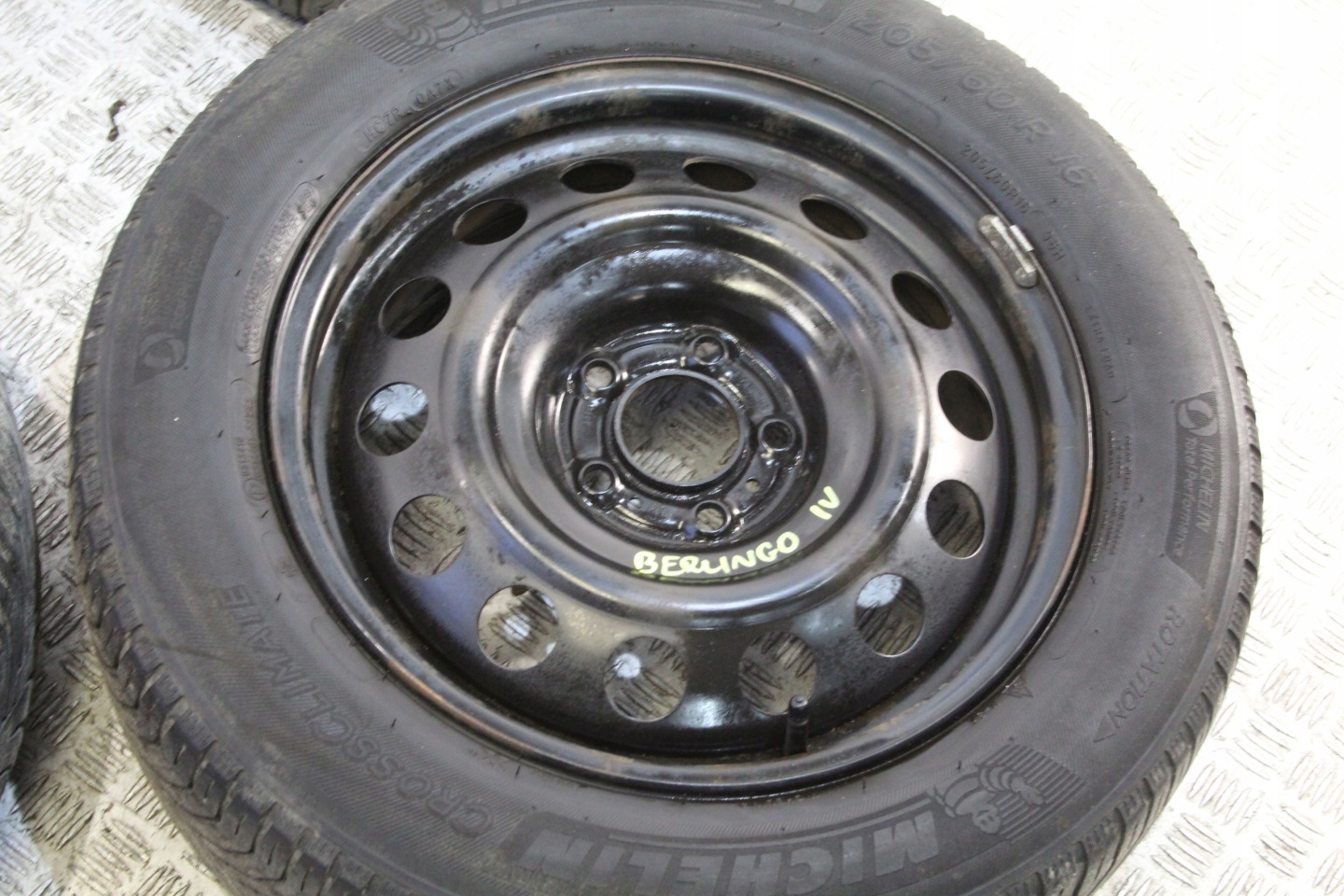 wheels tyres discs 205/60 R16 BERLINGO IV 4