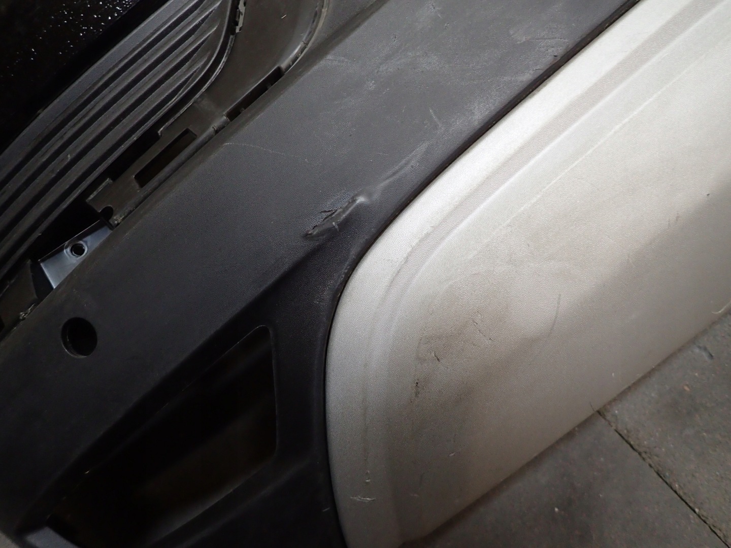 Paraurti posteriore RENAULT CAPTUR II 2