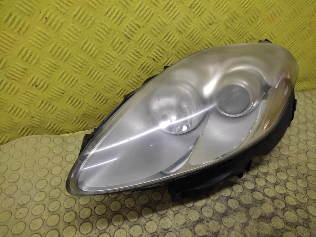 FIAT BRAVO II REFLEKTOR feu gauche avant 43710748SX