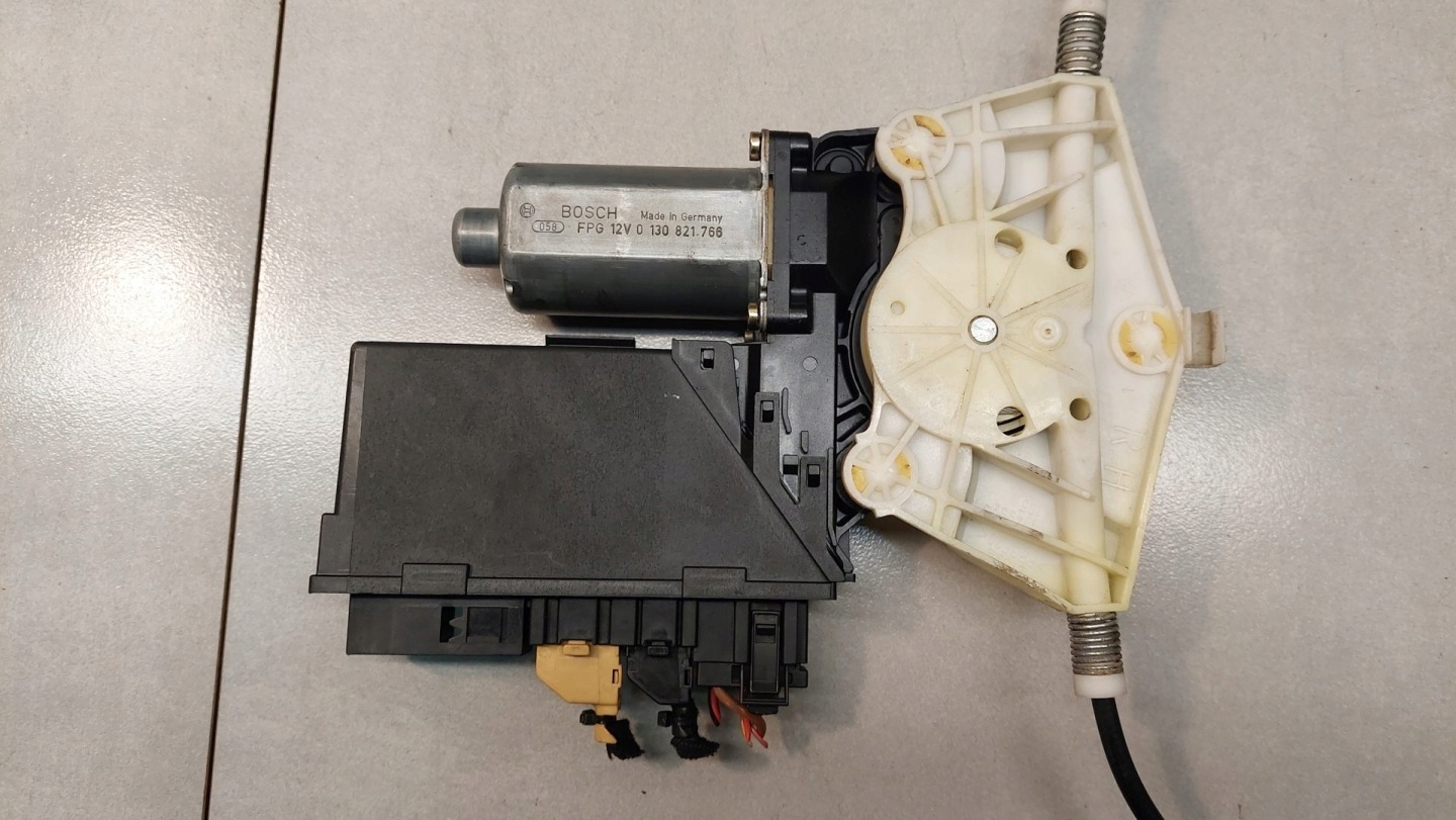 window regulator right rear part AUDI A4 B6 8E0959802A