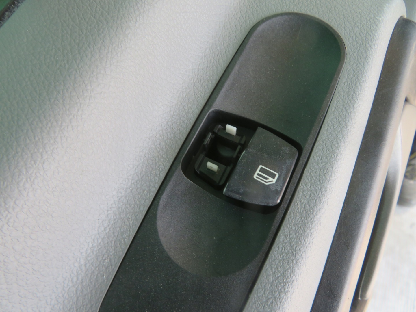 door right front MERCEDES SPRINTER 906 17R