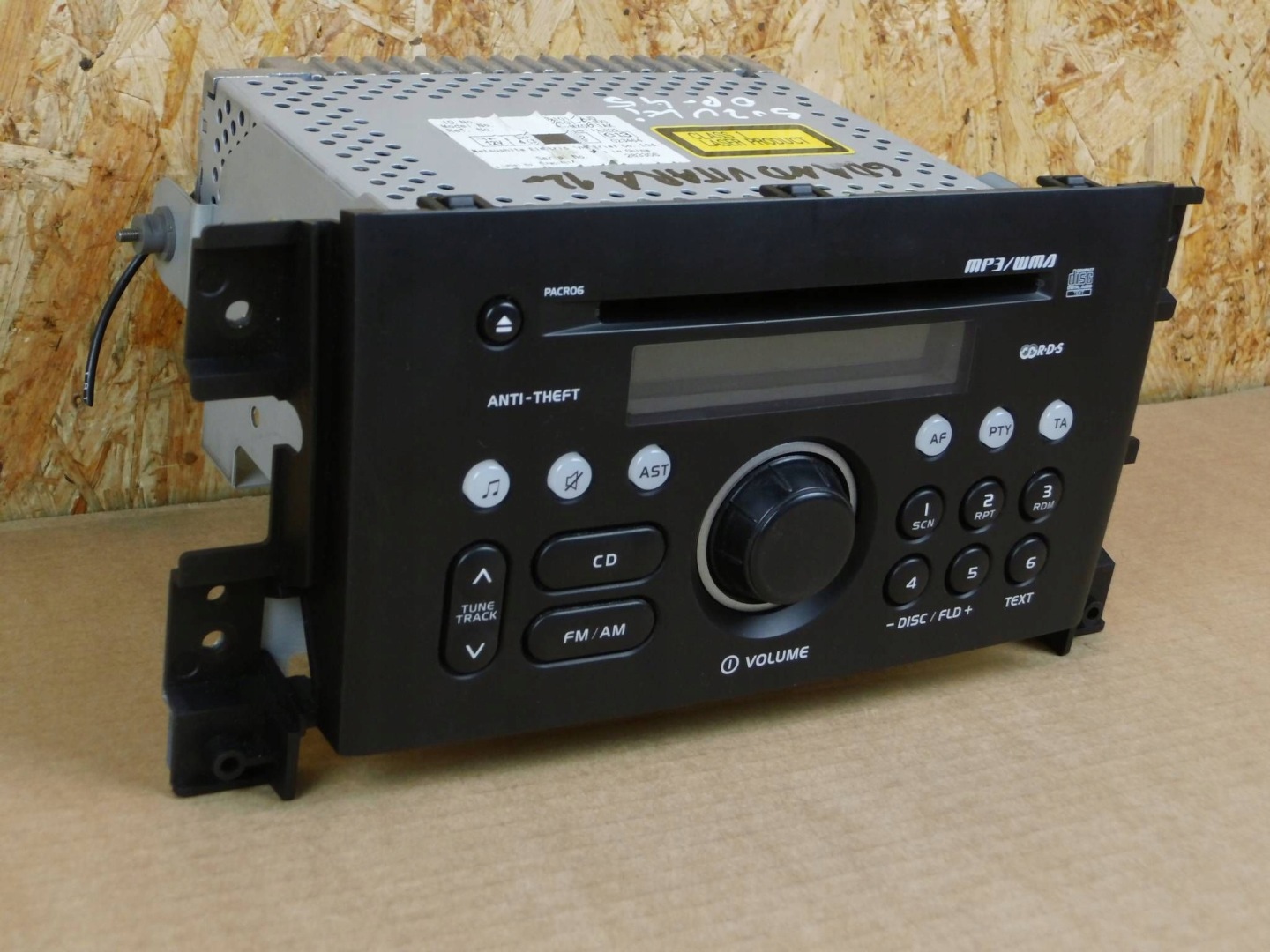 Suzuki Grand Vitara II radio CD MP3 3910165JD