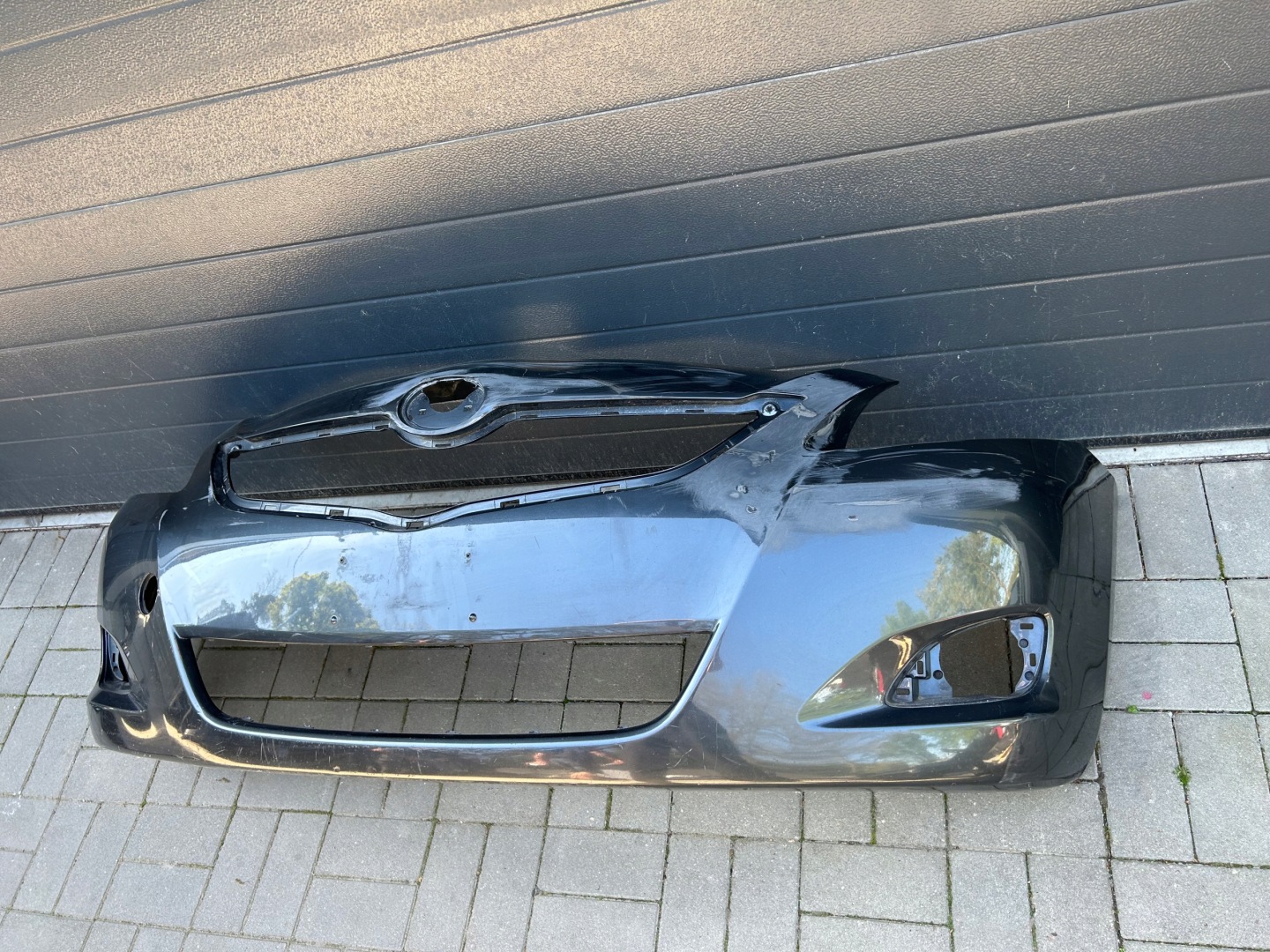 Toyota Yaris 06- nárazník předek přední