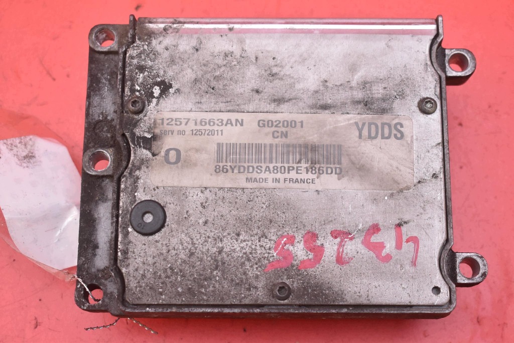unité de commande électronique uce ordinateur moteur 12571663AN OPEL VECTRA C 2.2 16V 147 KM 02-05