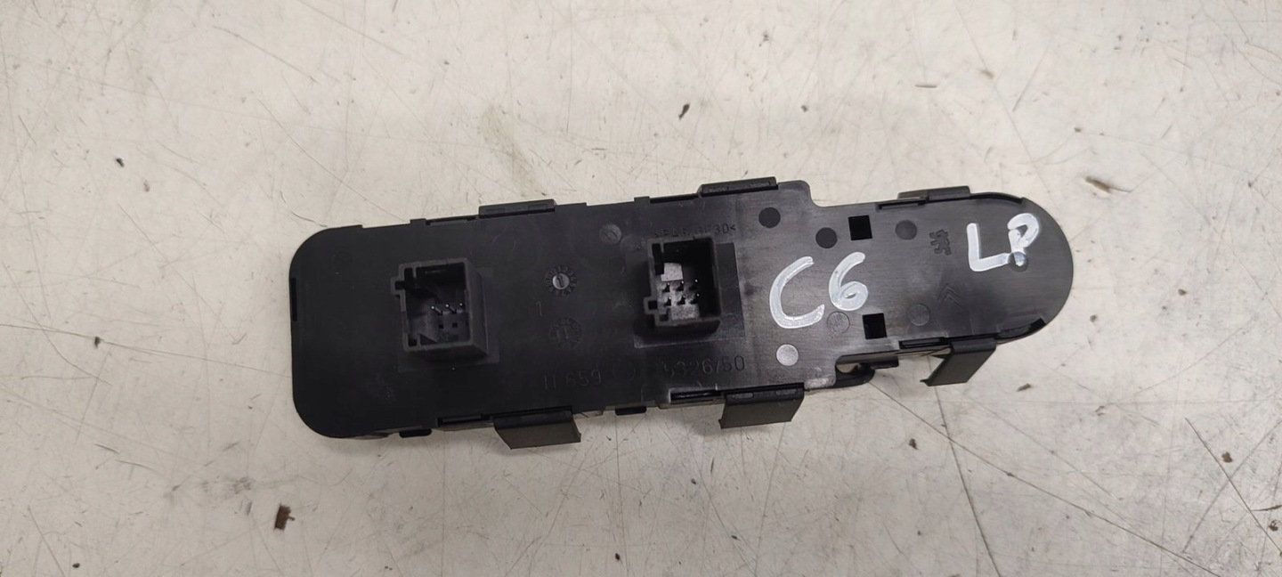 Bouton panel Vitre Rétroviseur Citroen C6 2,7 HDI