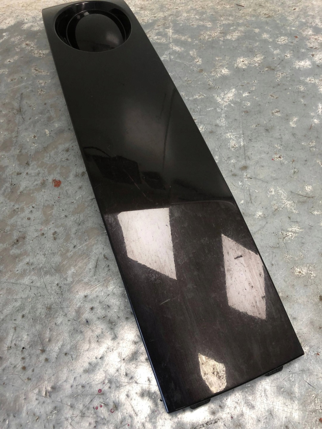 grid of a bumper left front VW T5 LIFT 7E5807489