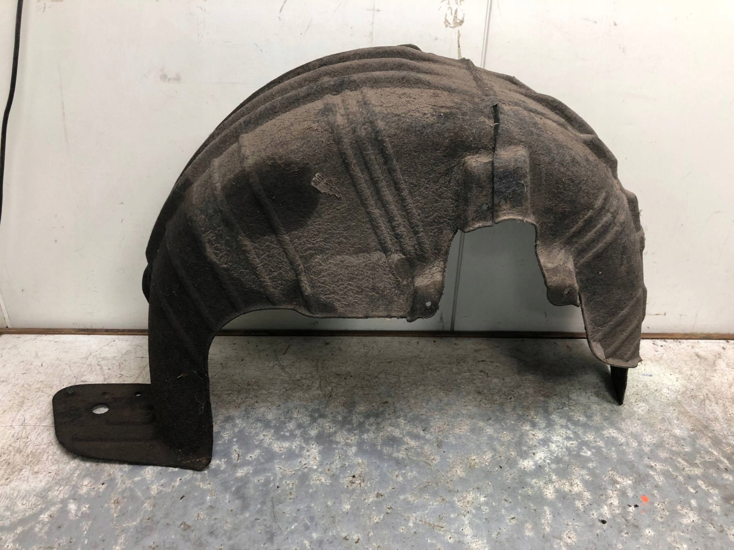 Radschale links heck FORD FOCUS MK4 KOMBI