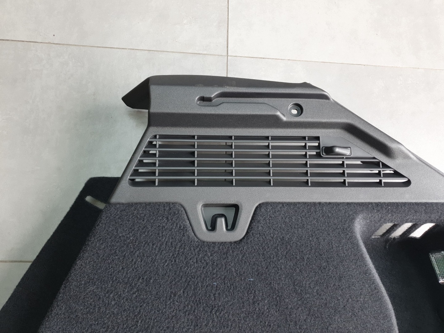 Audi A3 8Y HB boot upholstery right 8Y4863880