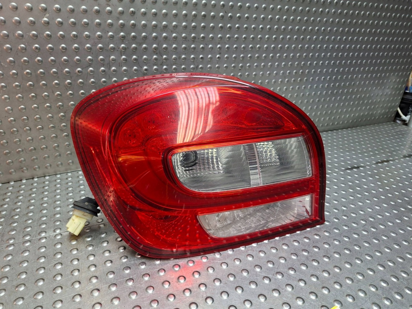 light rear part left LED SUZUKI BALENO II 15- EU