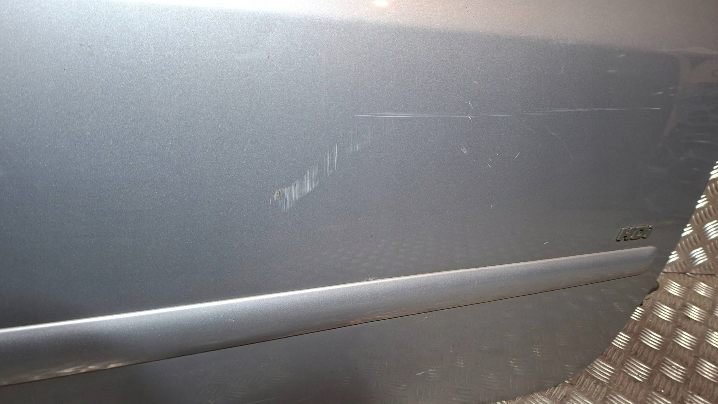 door right front PEUGEOT 307 2001