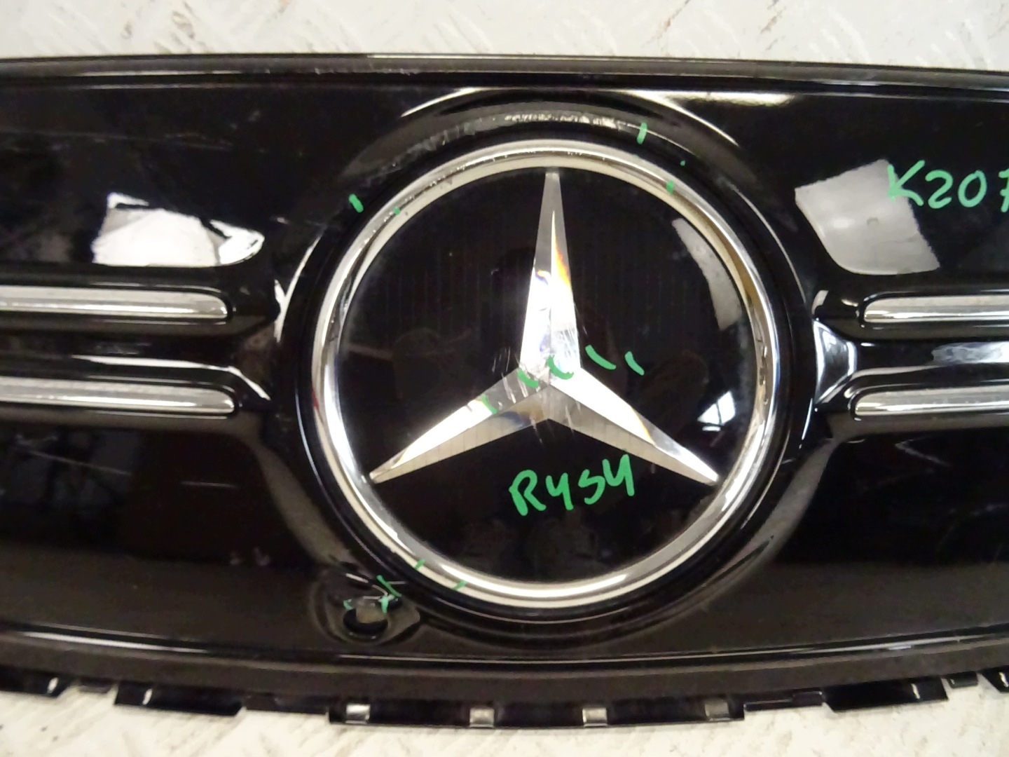 grill grille front front MERCEDES EQA EQB A2438881900