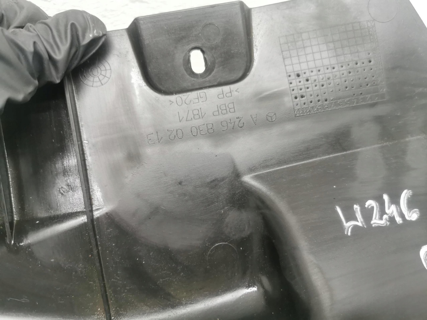 torpedo lower MERCEDES B-KLASA W246 A2468300213