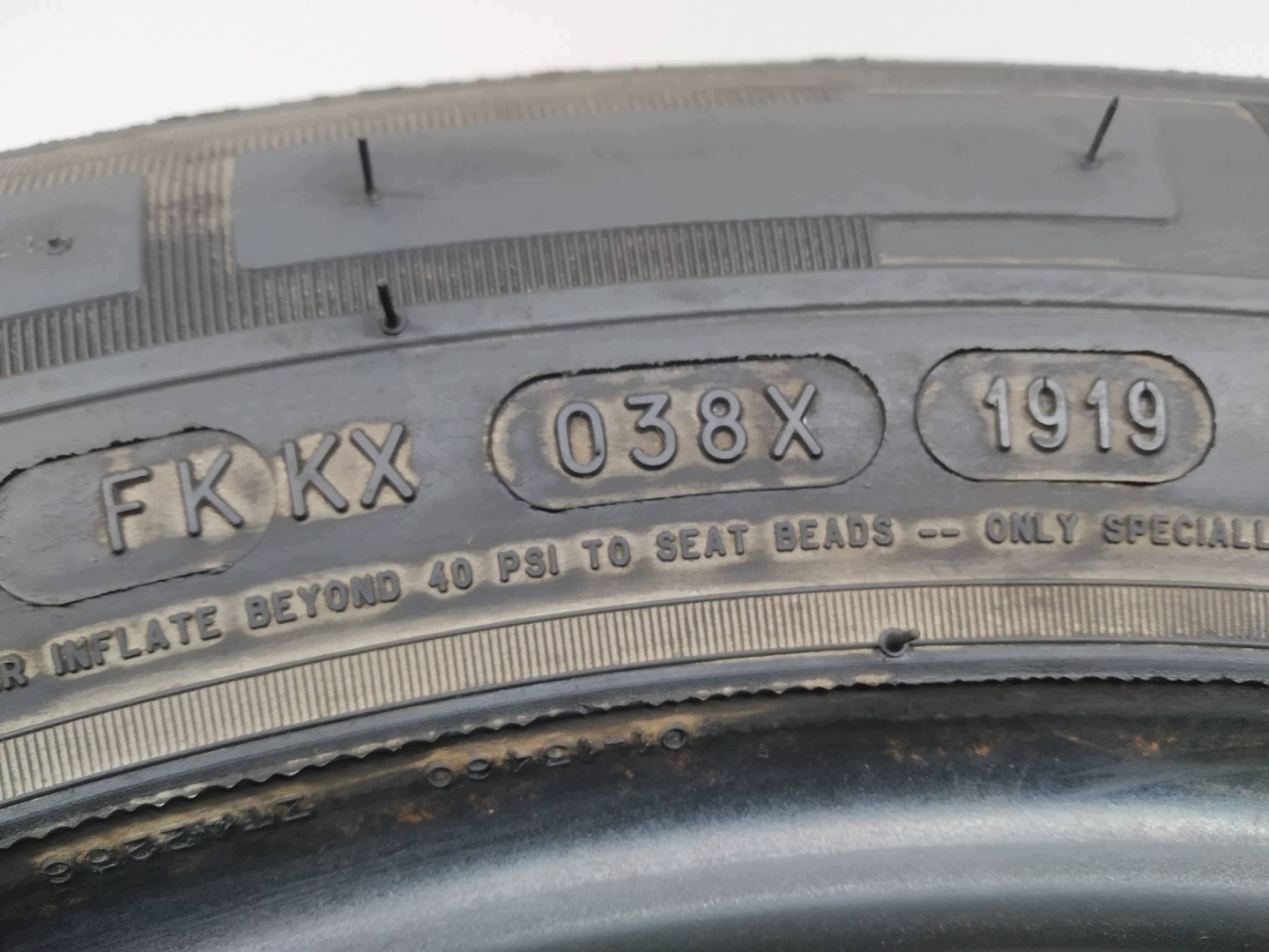 tyre summer MICHELIN AGILIS 215/60R17C (1919) 8.70