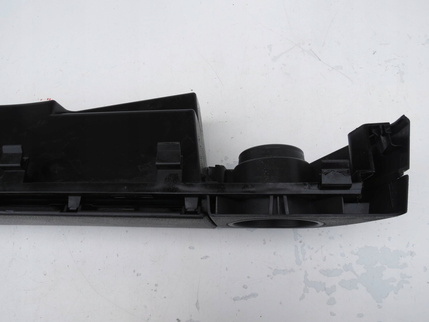 passenger compartment boot right rear part VOLVO XC90 3.2 2013r (07-14)