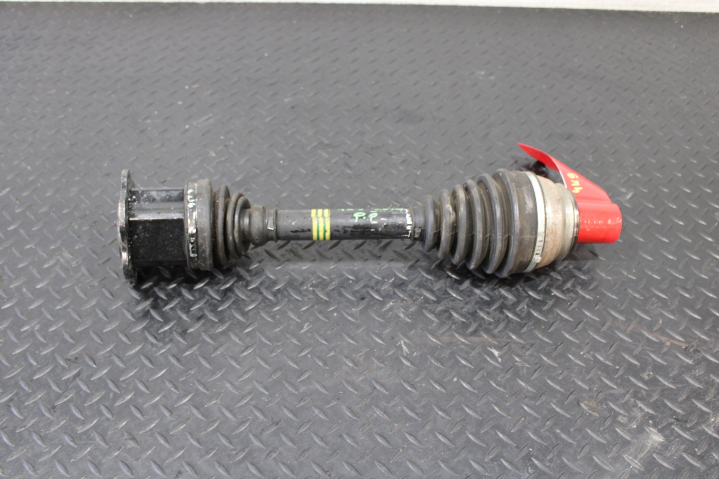 semi-axis semi-axis right front AUDI A6 C8 4K0 4K9
