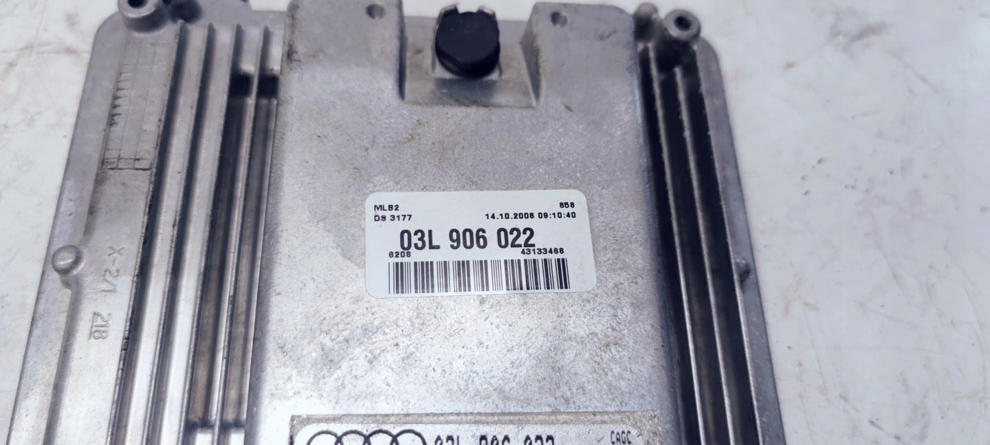 Computer Bedienteil DES MOTORS AUDI A4 A5 03L906022