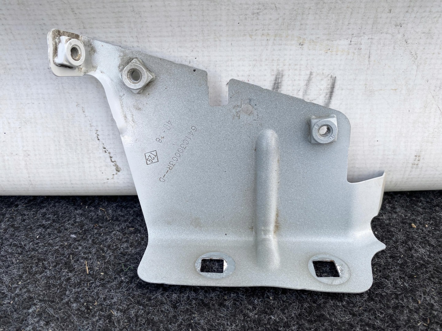 MASTER 3 NV400 MOVANO 10- Console Support plaque Gauche Aile Avant BIALE