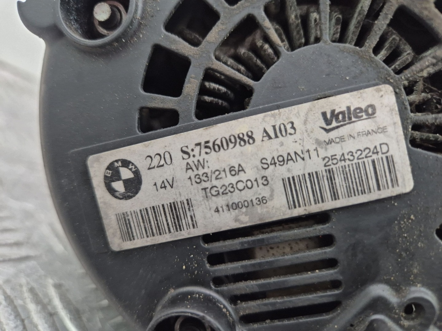BMW X5 E70 30i alternator 7560988 N52B30AF