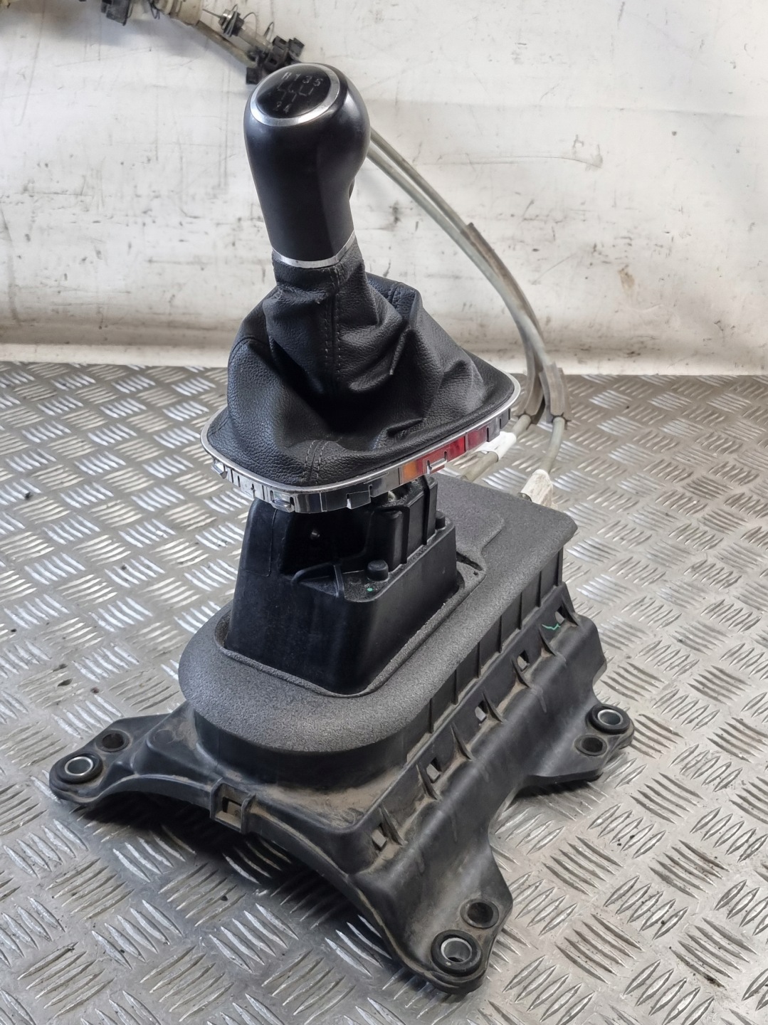 OPEL CORSA E 1.4 schalthebel bowdenzug schalt getriebe 55509034
