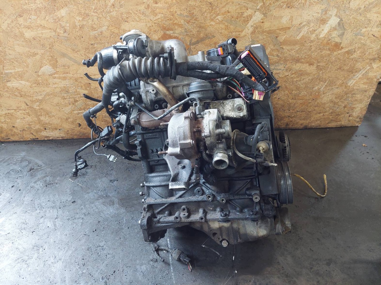 engine DIESEL + UKLAD injection + TURBINA VW PASSAT B5 FL AVB 1.9 TDI