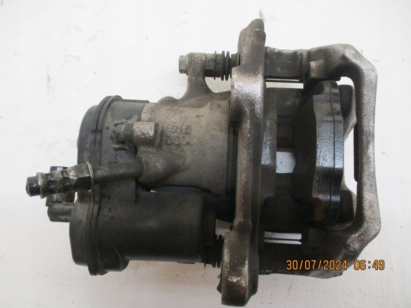 caliper calipers BMW X6 G06 right left rear