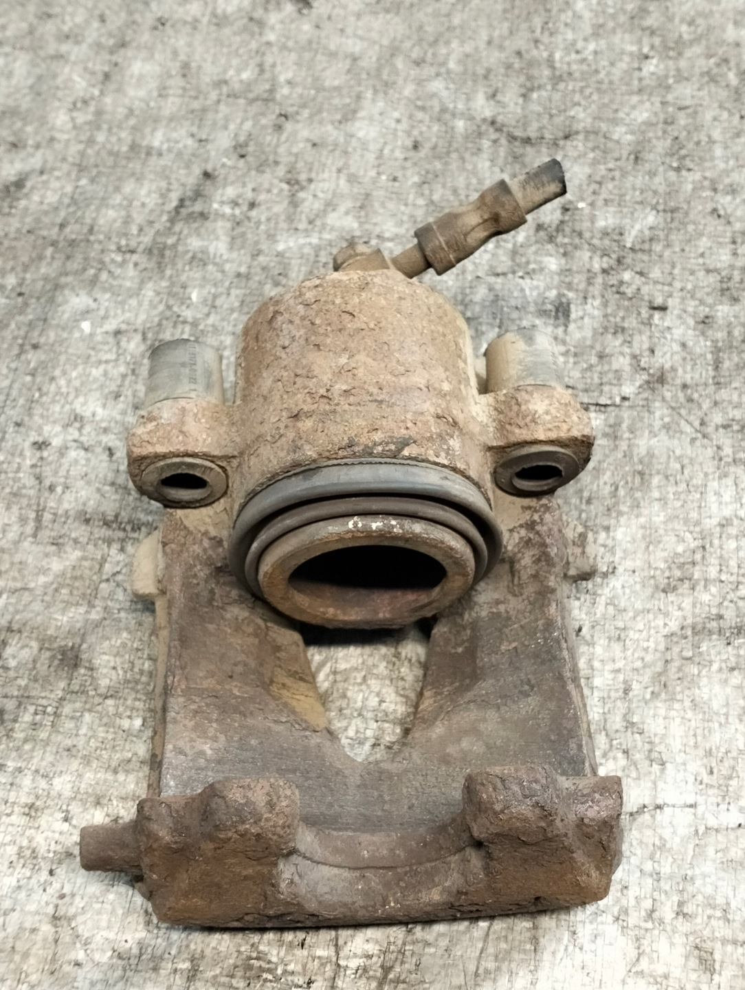 caliper brake right front AUDI A3 8L 98r 1.6B