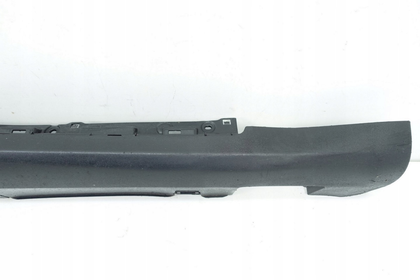 cap moulding threshold right TESLA S 6005875-00-G