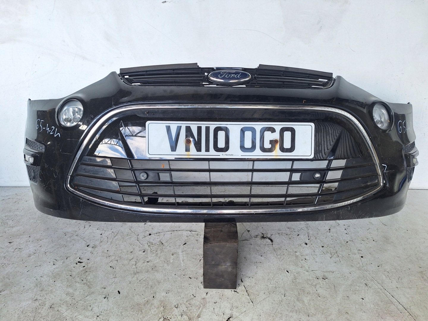 FORD S-MAX MK1 LIFT 10-15 bumper LED + PDC