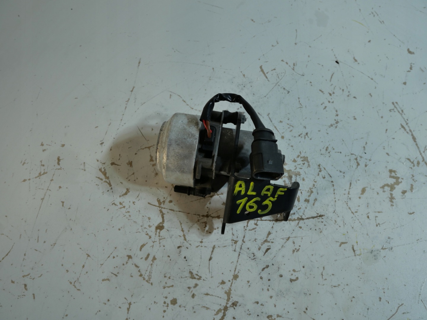 Pompe VACUM VW CADDY III 2K5612175