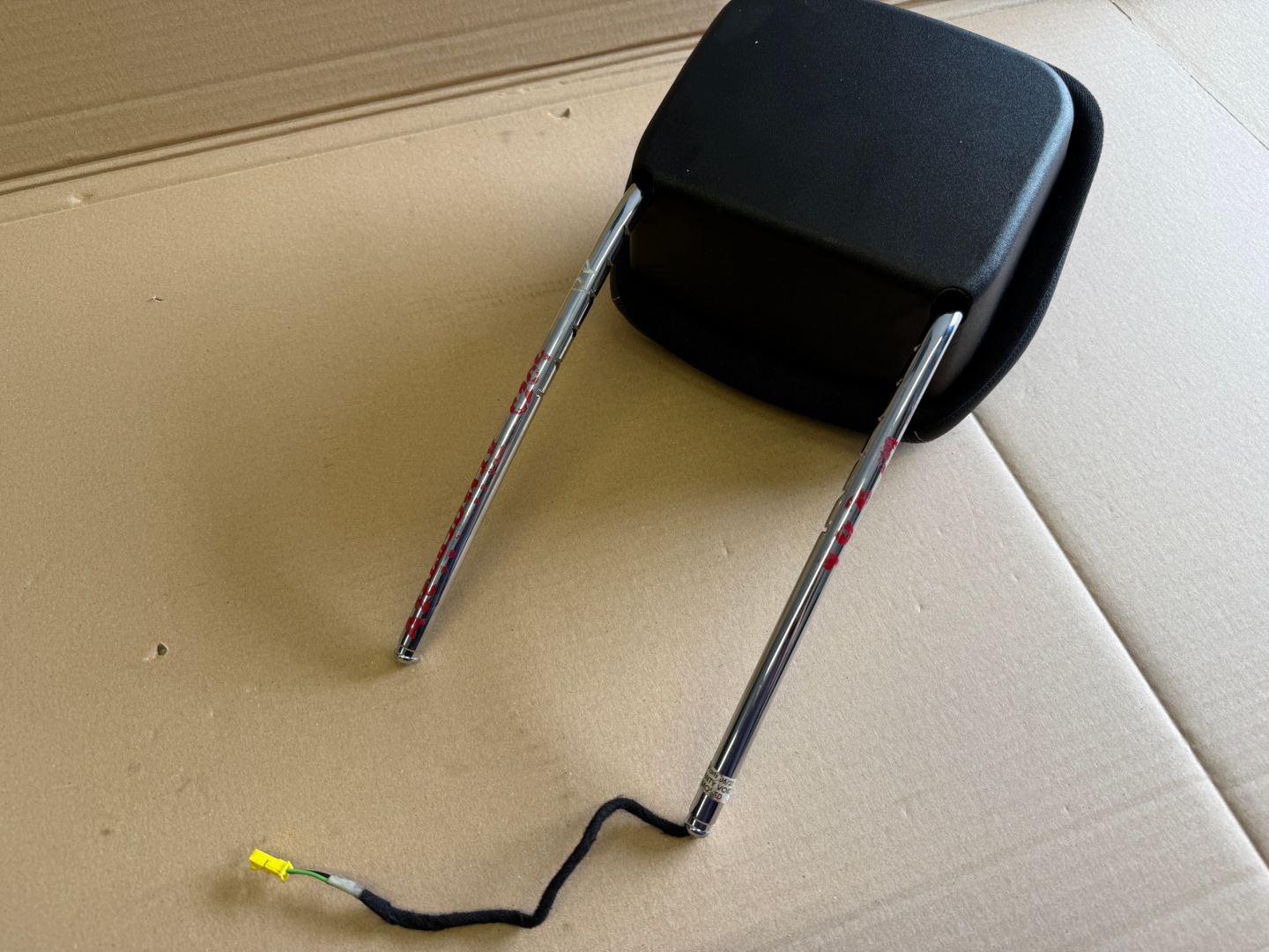 MERCEDES W204 LIFT rest front AKTYWNY A204970