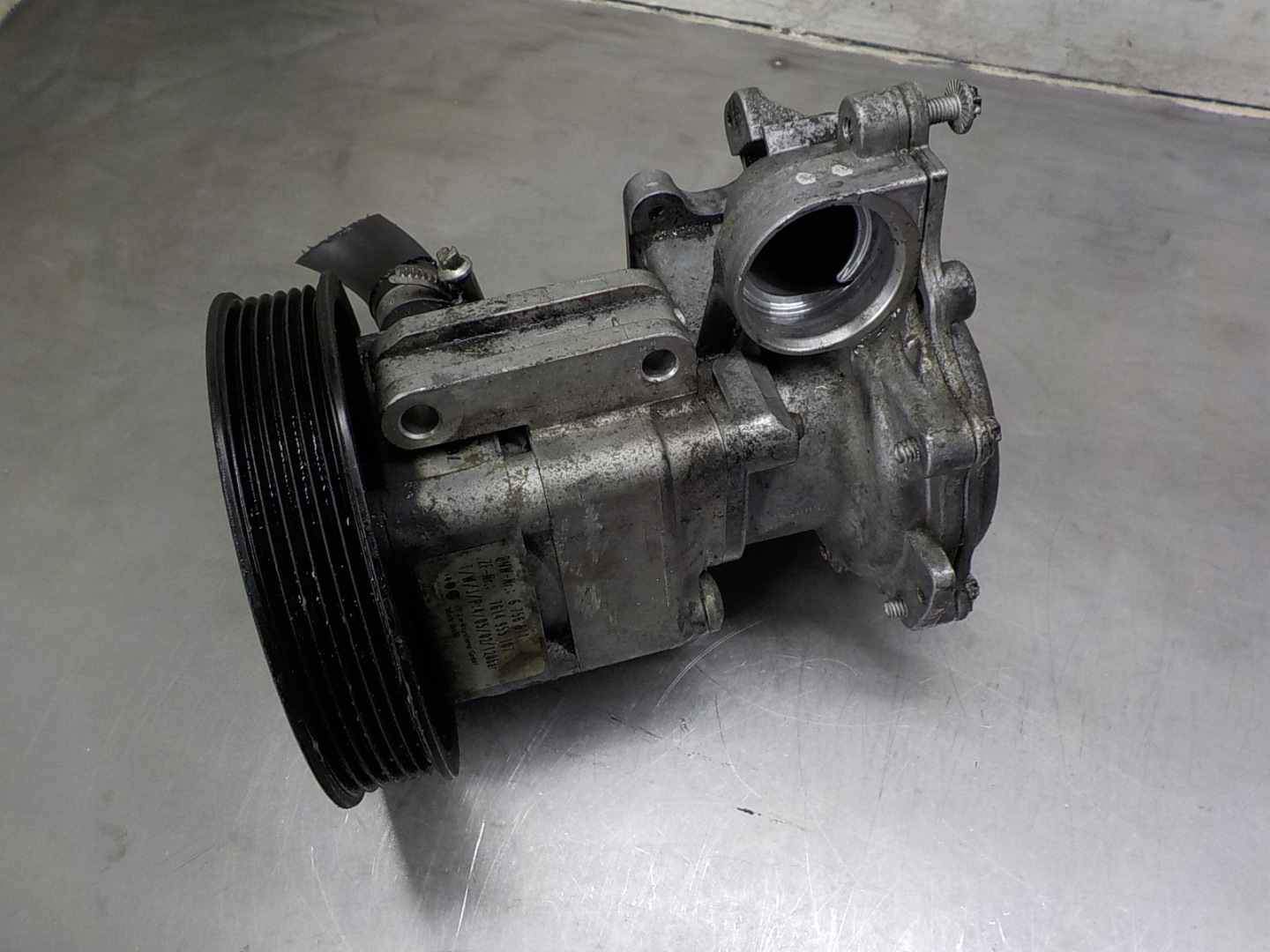 BMW 3 (E46) 1.8 B servo pumpa 7614955107