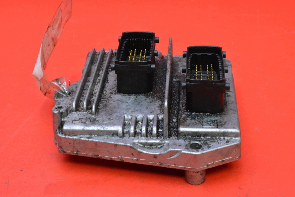 control unit computer of the engine 55561172FDMP OPEL ASTRA 3 III H 1.6 16V 105 KM