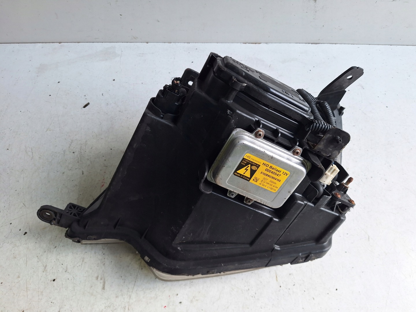 OPEL ANTARA LIFT 10-15 light right XENON UK