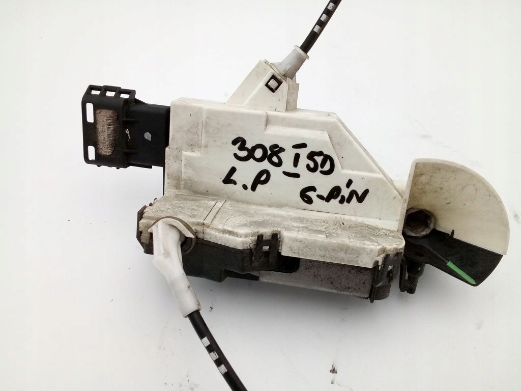 Peugeot 308 and 1 lock left front front 567148 6 PIN EU