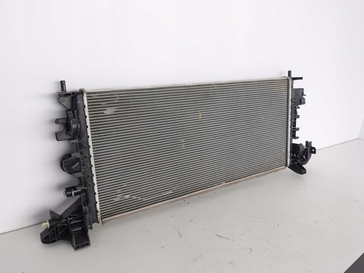 OPEL ASTRA 5 K V 15- water cooler 39146897