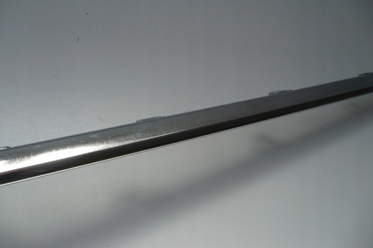 VW GOLF VII 7 LIFT 17- moulding CHROM bumper front central