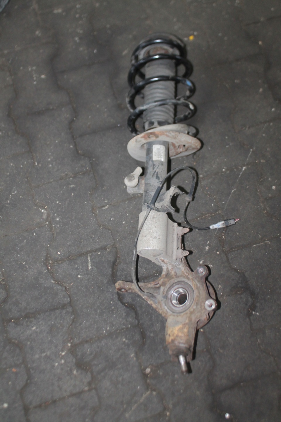 McPherson swing left front C4 GRAND PICASSO and 1.6 EHDI 06-13