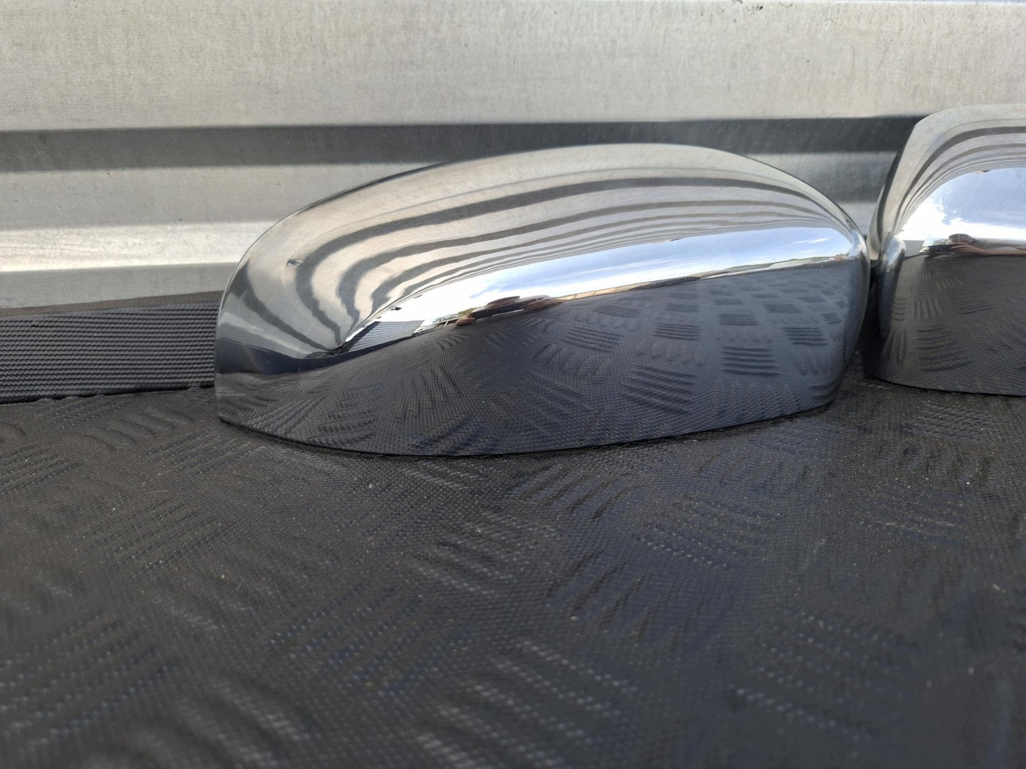 caps for mirrors covers CHROM KOMPLET JEEP CHEROKEE V KL