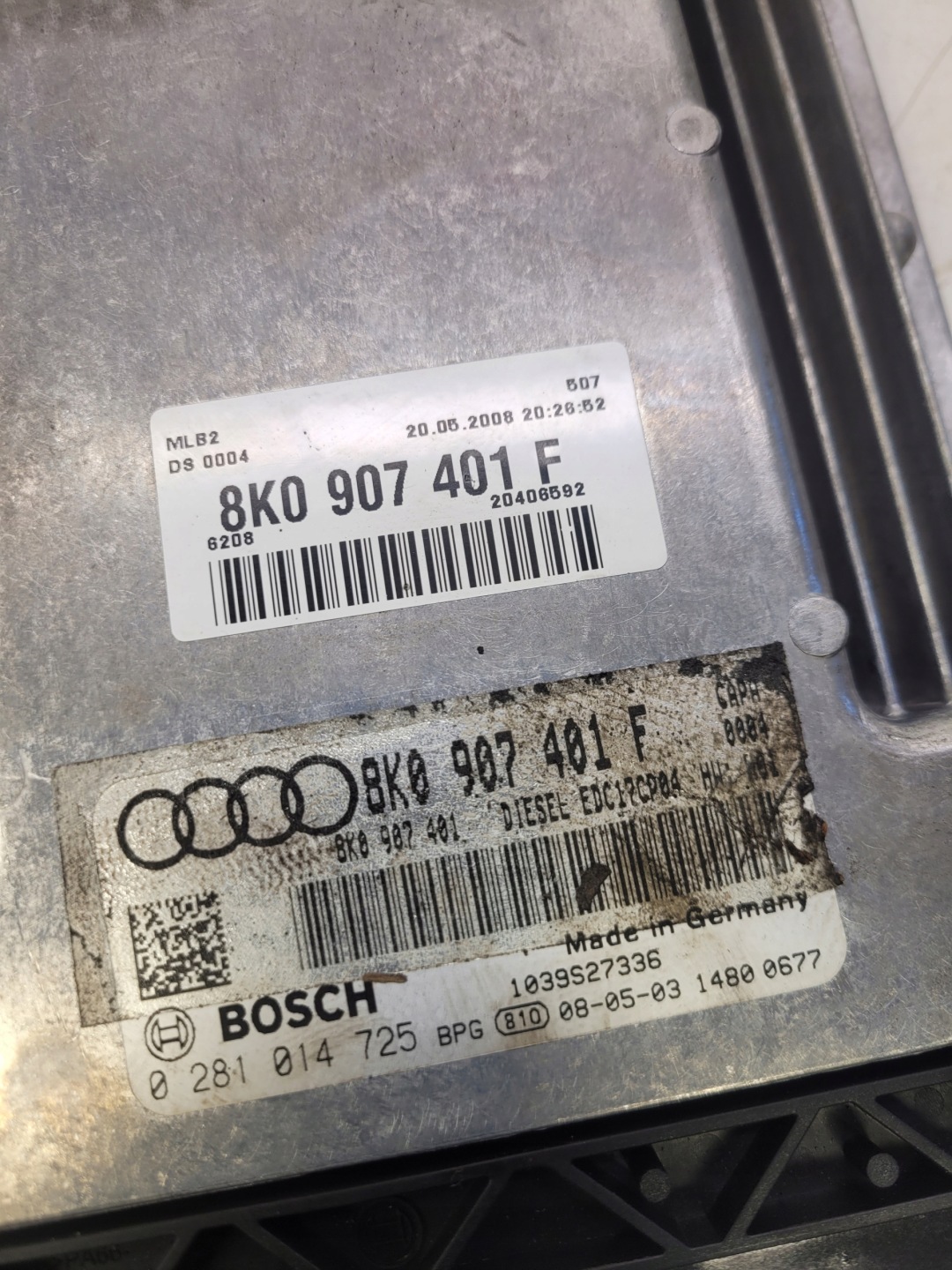 control unit of the engine AUDI A4 A5 3.0 TDI 8K0907401F