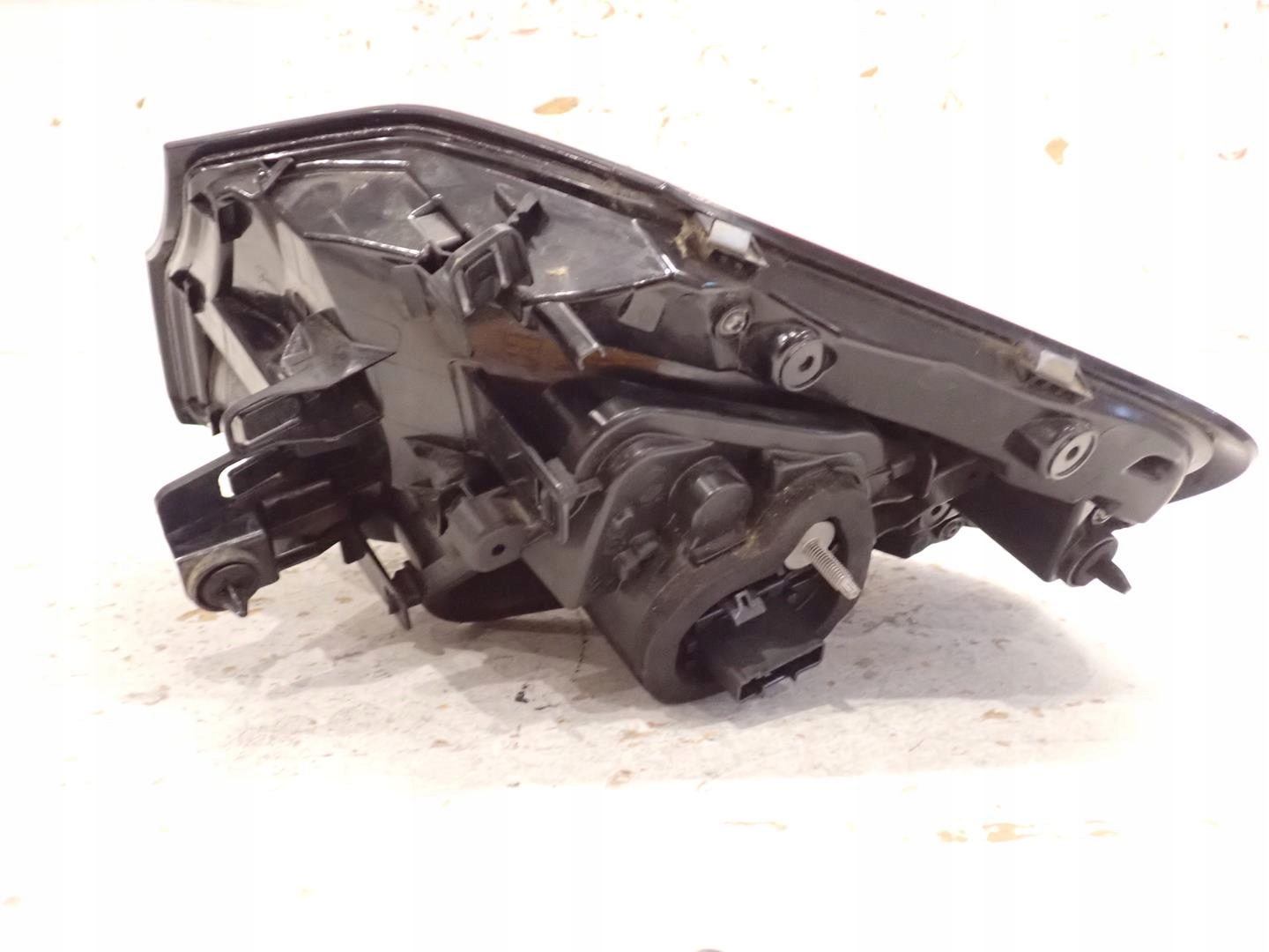 light rear part rear left CITROEN C4 III 2020
