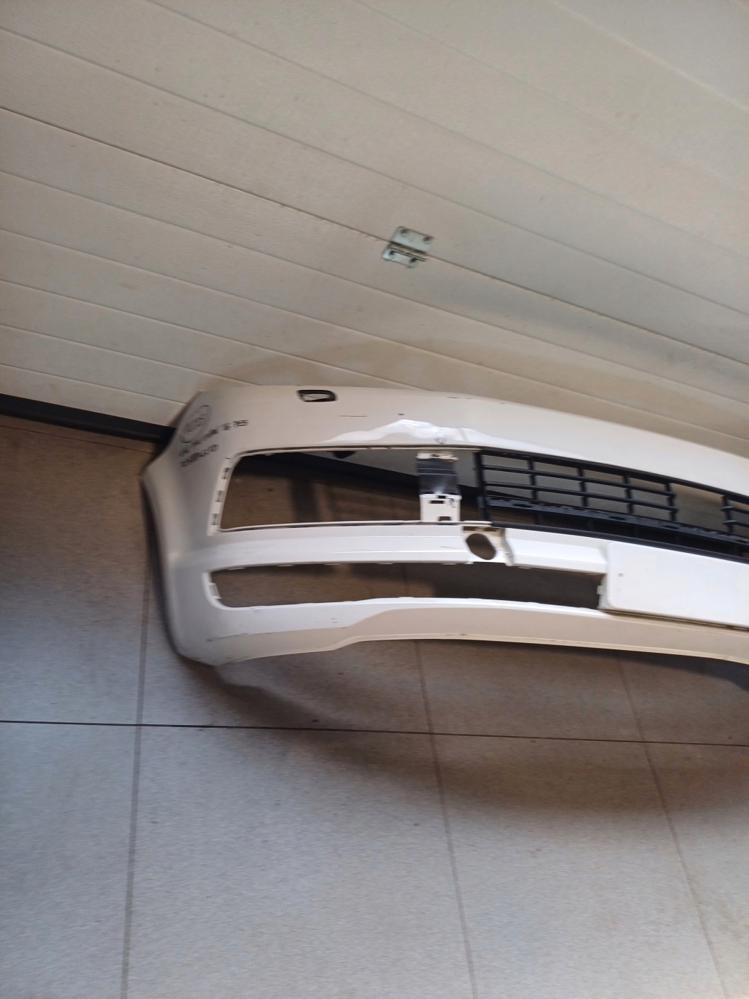 nárazník předek přední VW T6 MULTIVAN 7E5 7E5807221D