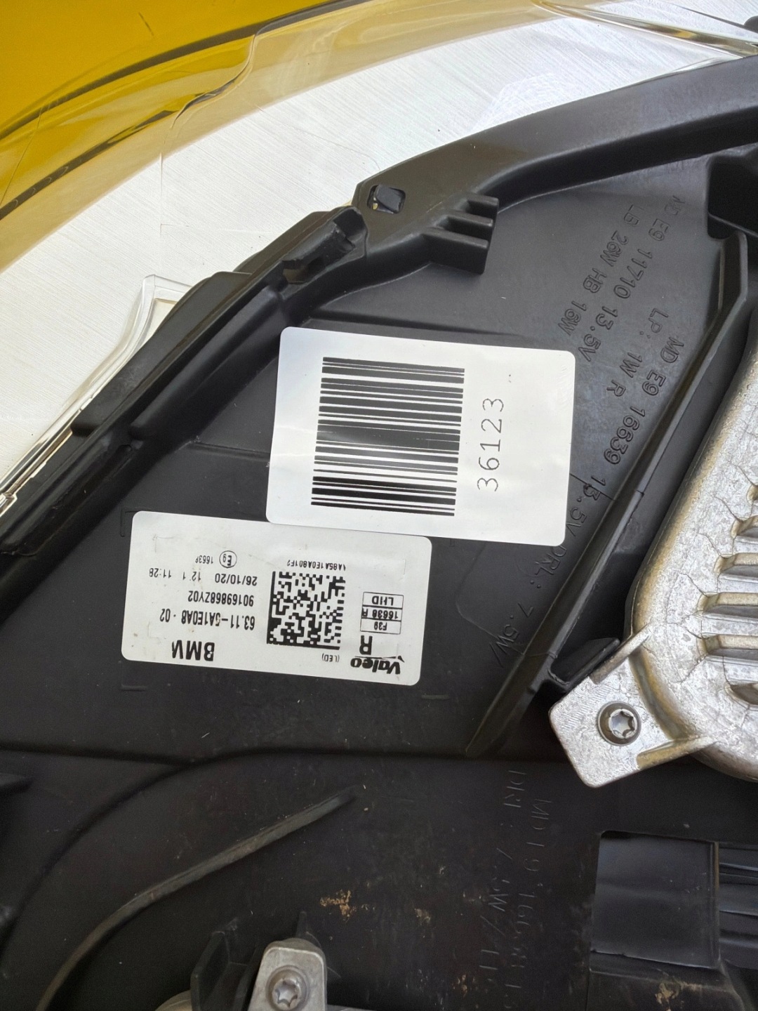 light right BMW X2 F39 Full Led 5A1E0A8-02